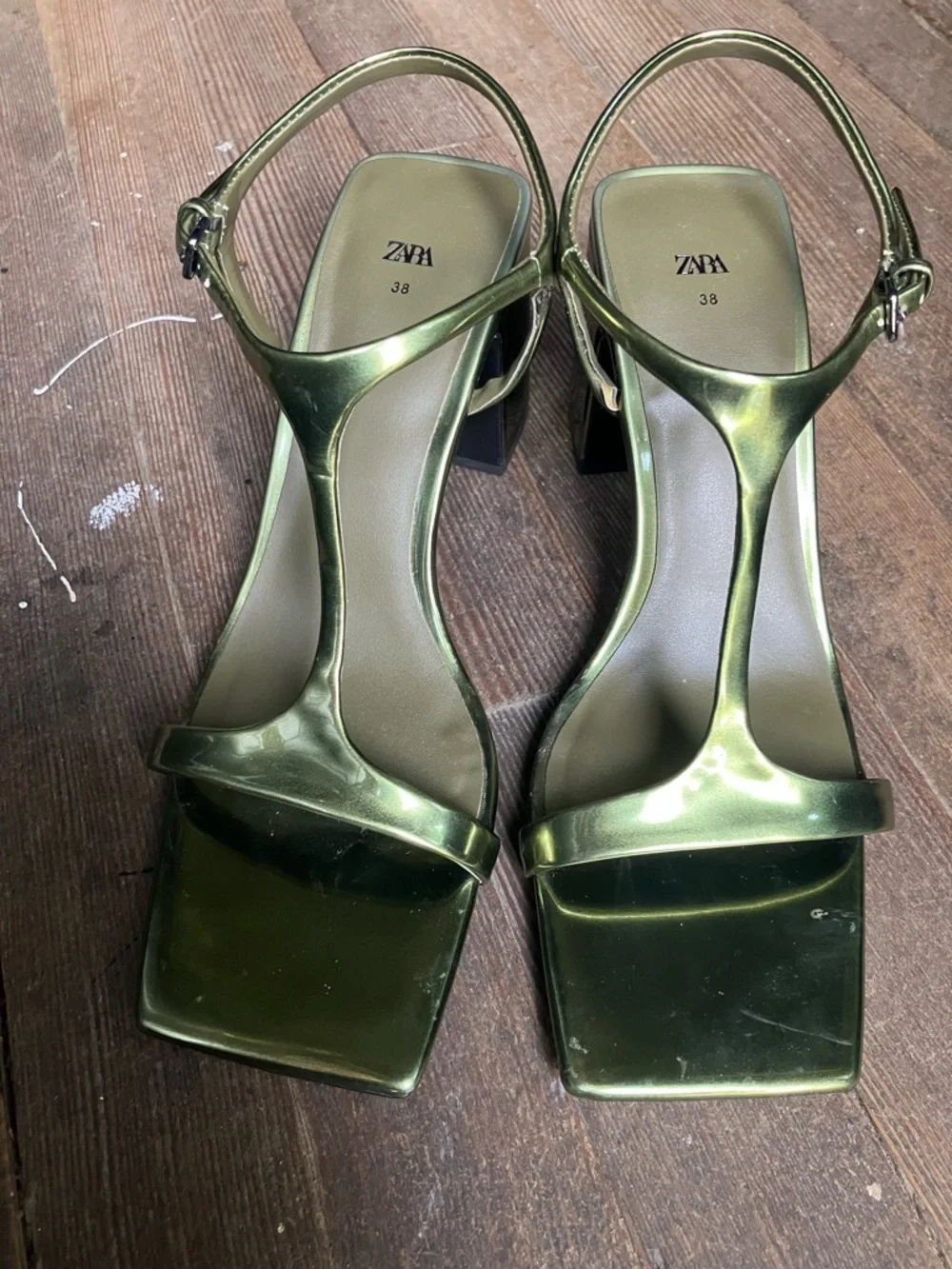 NWOT Zara disco green heels - Picture 6 of 6